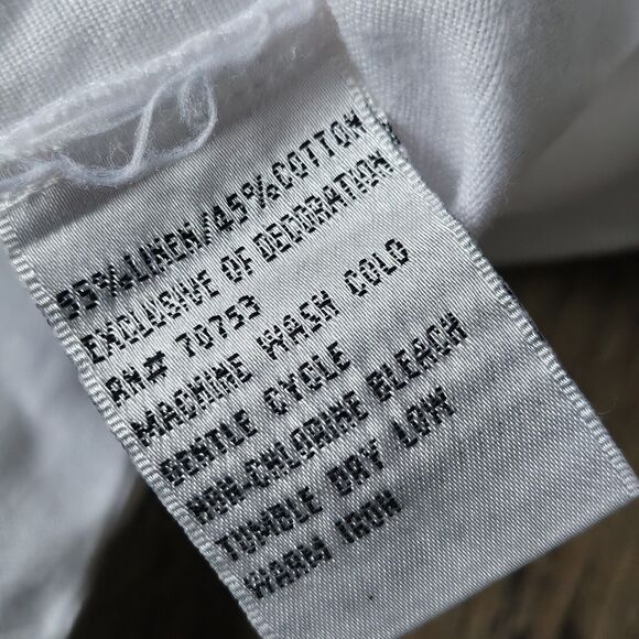 Vintage Talbots White Linen Blend Floral Embroidered Button Up Shirt. 3/4 Sleeve - Picture 6 of 10